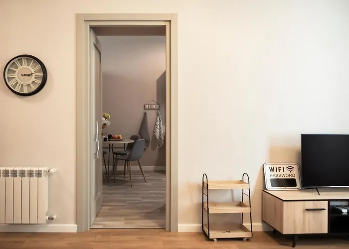 Charming Apartment In The Historic District Of Tbilisi